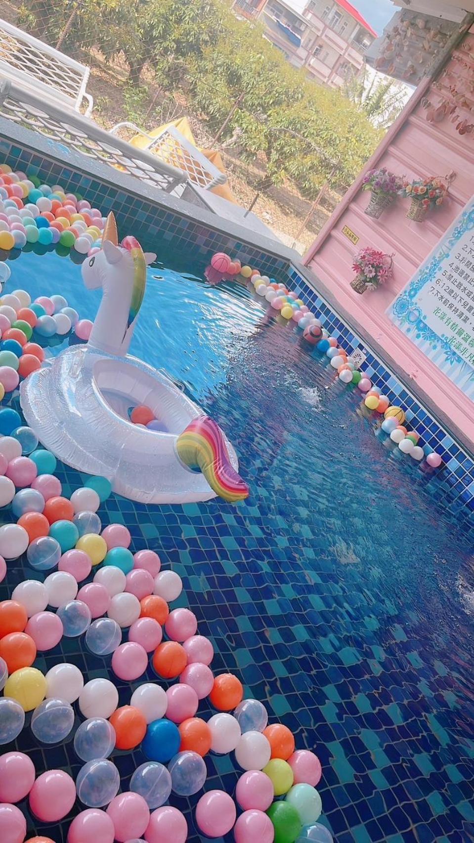 Splendid Flora B&B Hengchun Exterior photo