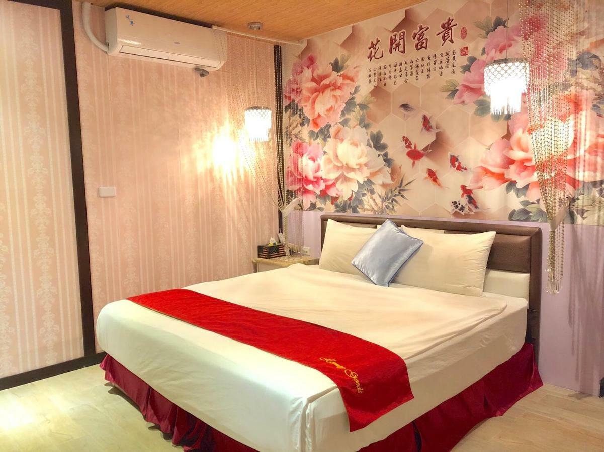 Splendid Flora B&B Hengchun Exterior photo